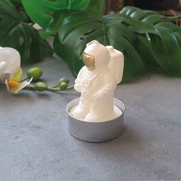 Spaceman/Rocket ship candle - Image 3