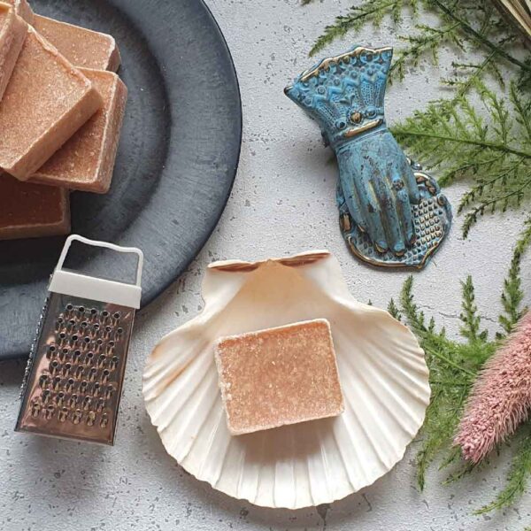 Amber fragrance block (Cinnamon) - Image 3